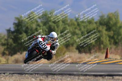 media/Nov-06-2022-SoCal Trackdays (Sun) [[208d2ccc26]]/Turn 7 Set 2 (1050am)/